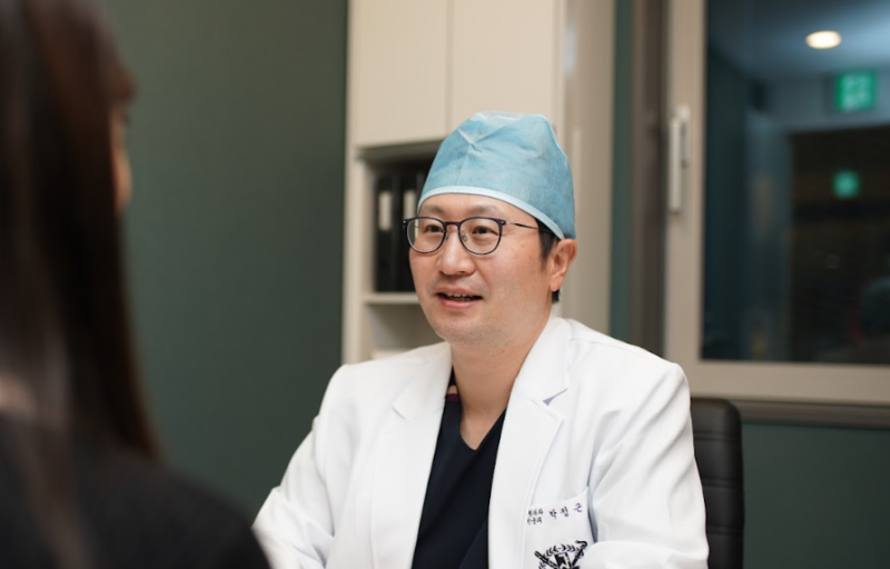 페이스플러스성형외과 대표원장 박정근이 환자분들께 꼭 전하고 싶은 이야기 <꼭 읽어주세요>