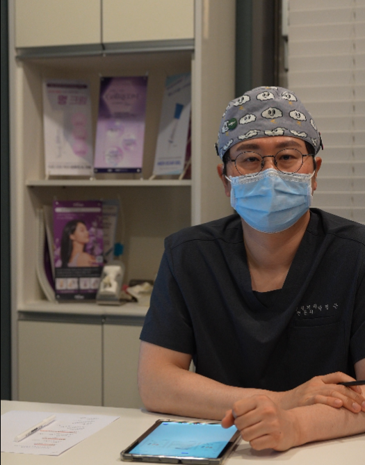 팔자주름실리프팅 몇 줄 해야 자연스러울까? 강남성형외과 원장이 설명하는 설계의 차이